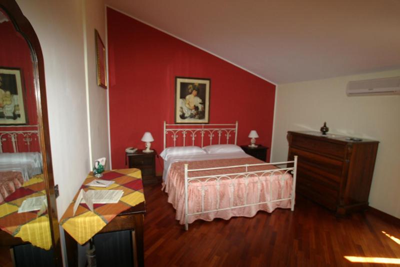 Tavernola - Locanda Di Campagna Battipaglia Extérieur photo